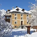 Отель Historic Chesa Salis