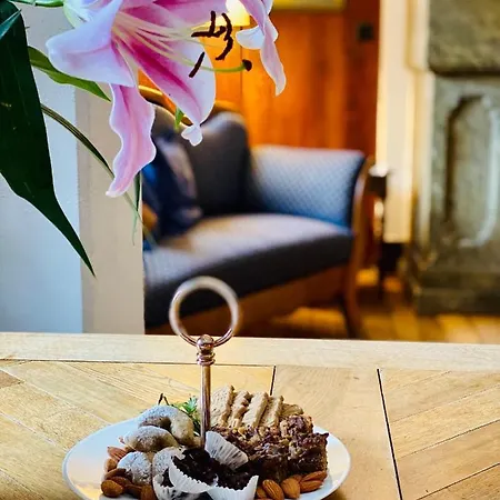 Historic Chesa Salis Bed & Breakfast