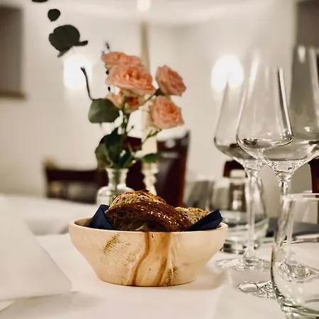 Bed & Breakfast Historic Chesa Salis