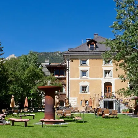 Historic Chesa Salis