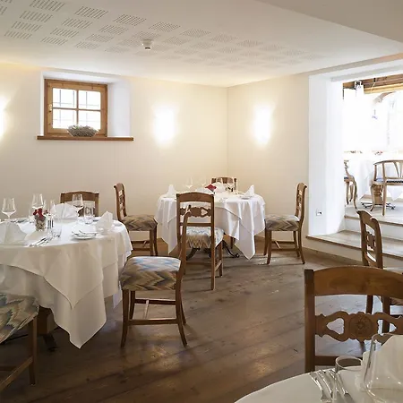 Bed & Breakfast Historic Chesa Salis