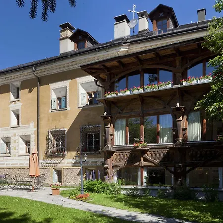 Historic Chesa Salis Bever