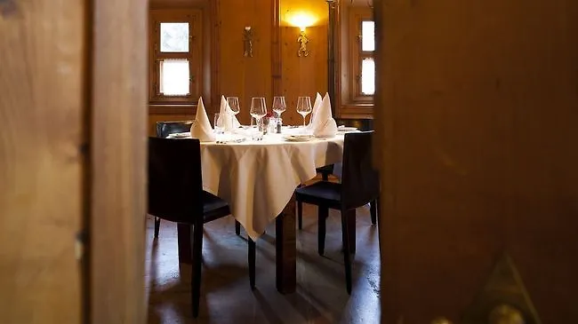 Historic Chesa Salis Bever