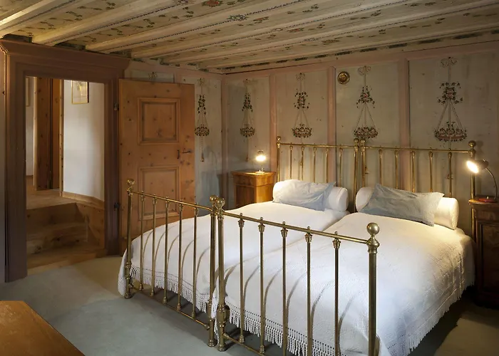 Historic Chesa Salis Bever