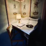 Historic Chesa Salis ホテル